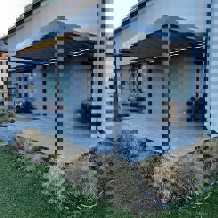 Inspirace Carport ARTOSI – aluminiowa wiata na samochody
