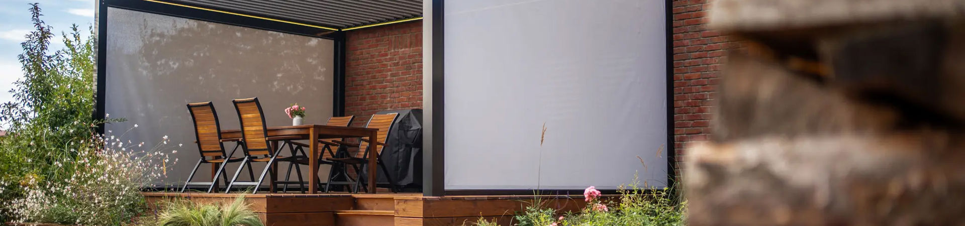 Kolorowe trendy w zaciemnieniach: Dlaczego antracyt jest kolorem numer jeden