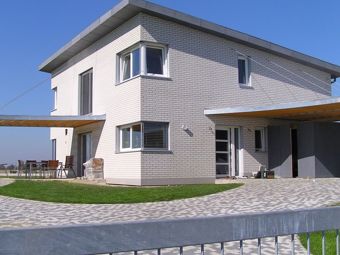 Bestsellery CETTA 80 i ZETTA 90: czym się różnią i które żaluzje zewnętrzne wybrać?