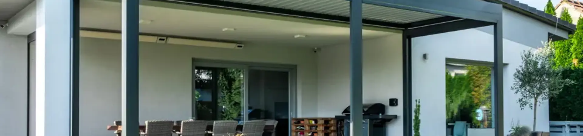 Przygotuj taras i pergolę na wiosnę: Kompletny poradnik